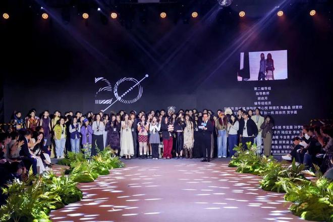 服装设计北京打扮学院-2025打扮结业设想作品公布!